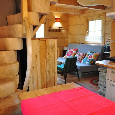 Apartamento Krolowo Krościenko